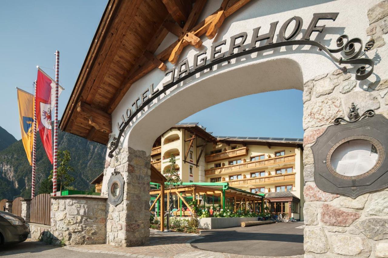 Hotel Jaegerhof Zams Exterior foto